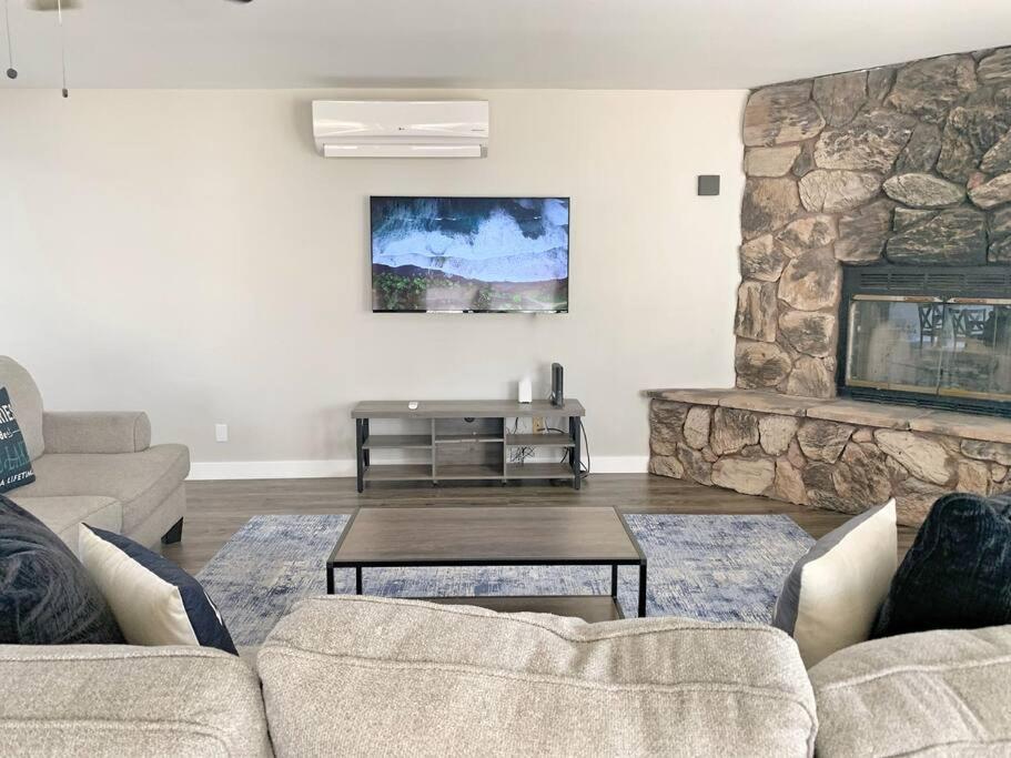 Havalakeview Stay - Pool/Spa - Pool Table - Sleeps12 Lake Havasu City Ngoại thất bức ảnh